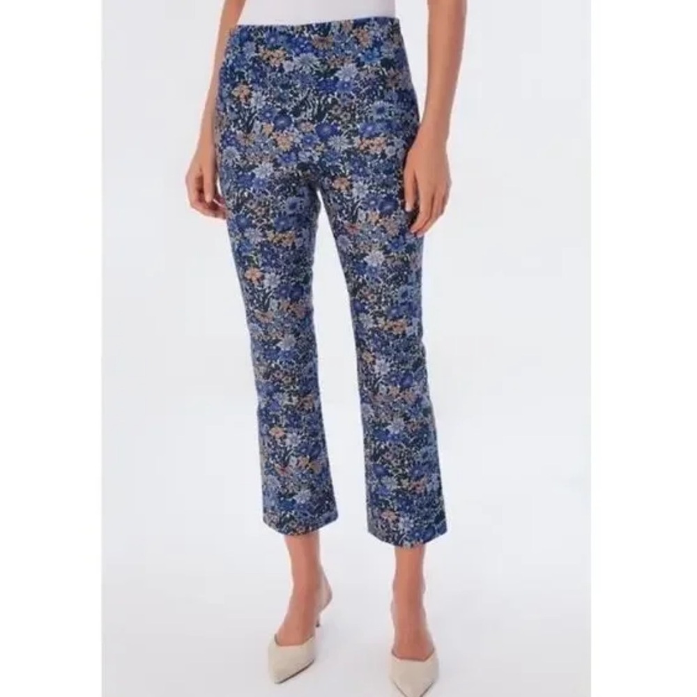 Tuckernuck Wild Hyacinth Ashford Kick Cropped Pants Blue Floral Small NWT